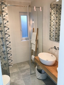 Main bathroom